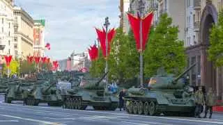 Военные расходы и мобилизационная модель за несколько лет радикально перестроили российскую экономику. Даже после окончания боевых действий ключевым вызовом останутся деформированный рынок труда, демографический кризис, усиление сырьевой зависимости и рост роли оборонного сектора — а также вопрос, как переживут переход десятки миллионов людей, чьи доходы завязаны на военную экономику.