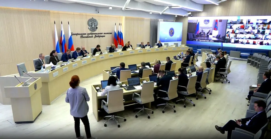 На заседании ЦИК передали мандат депутата Госдумы, утвердили кадровые назначения в региональных избиркомах и внесли изменения в порядок проведения и информирования о выборах.