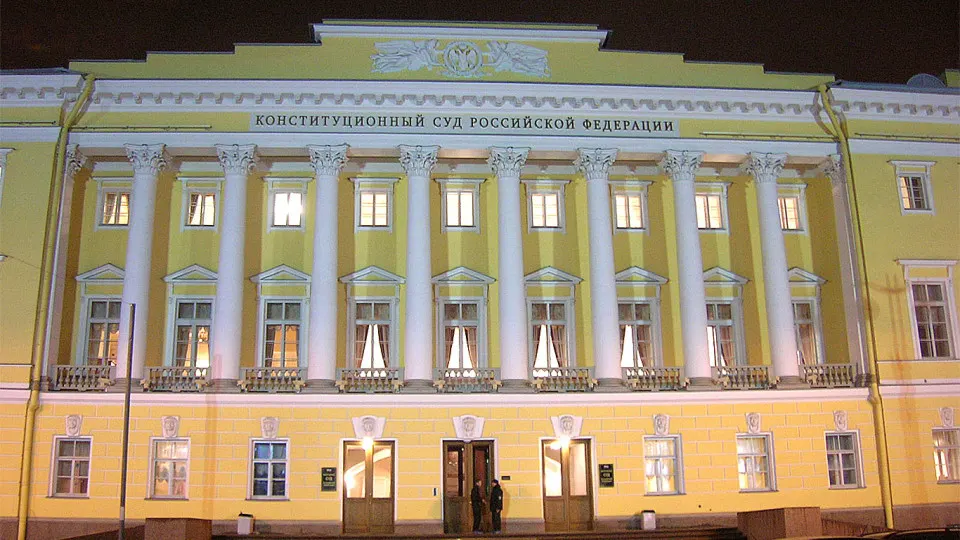 Председатель Конституционного суда заявил, что антикоррупционные иски прокуратуры не должны ограничиваться сроками давности. Такие иски использовались для передачи государству активов на триллионы рублей.