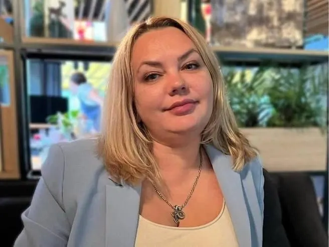 Экс‑глава департамента Волгограда и ещё 11 фигурантов оспаривают решение о передаче материалов дела в Краснодарский край. Заседание назначено на 22 июля; по делу проходят обвинения в мошенничестве и даче/получении взяток.