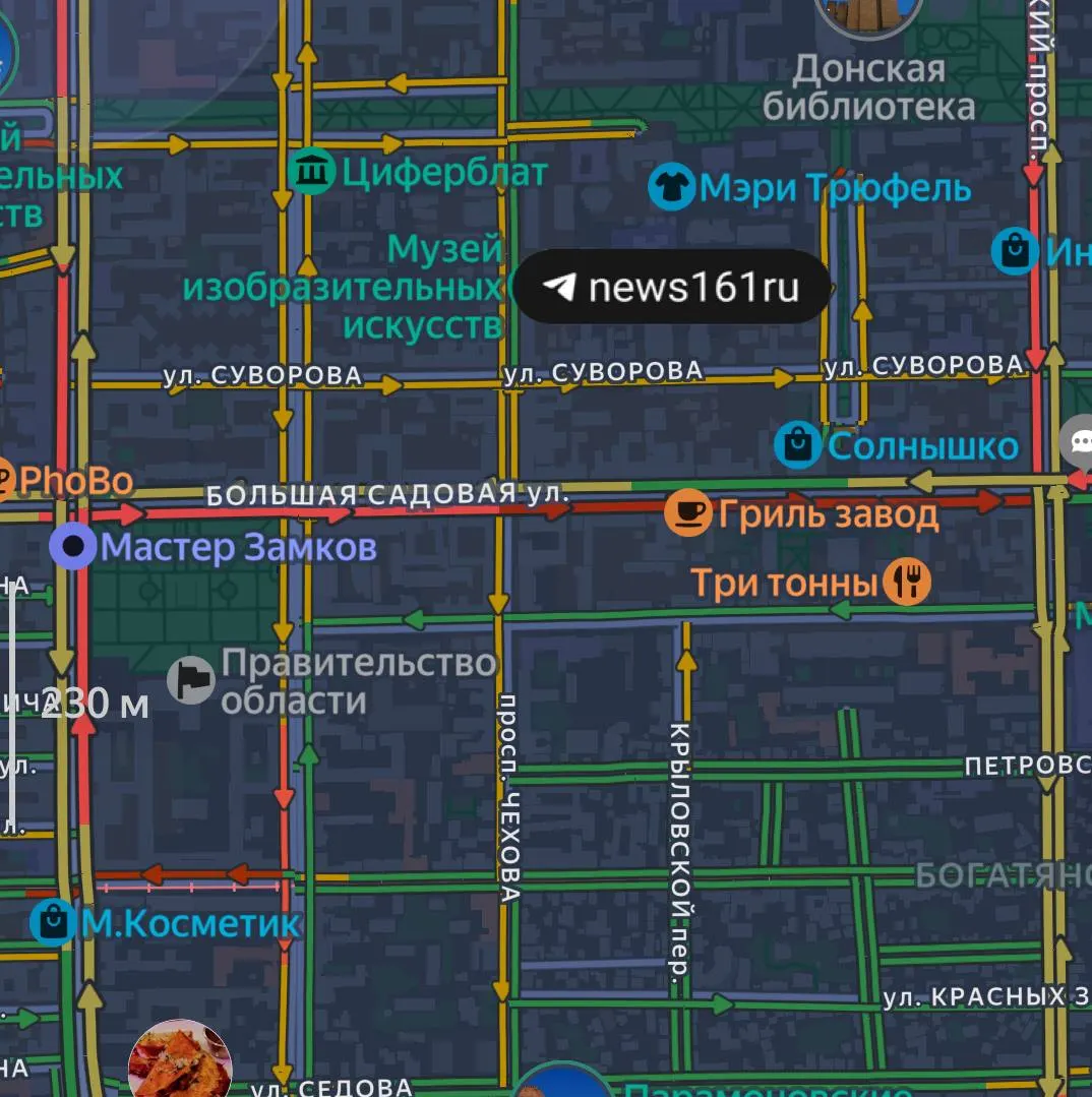 На улице Большая Садовая образовалась пробка от Администрации города до Музыкального театра. Рекомендуется объезжать по Богатяновскому.