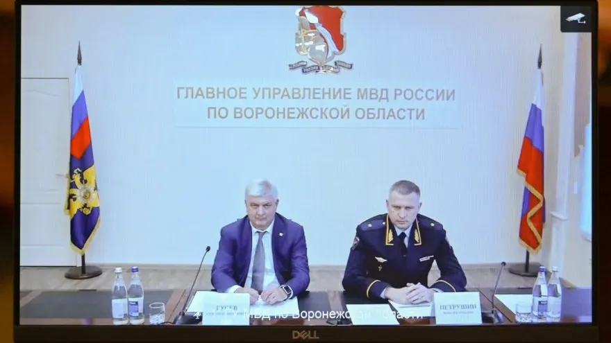 8 июня министр внутренних дел представил личному составу нового начальника ГУ МВД по Воронежской области — генерал-майора Максима Петрушина, до этого руководившего УМВД Ульяновской области.
