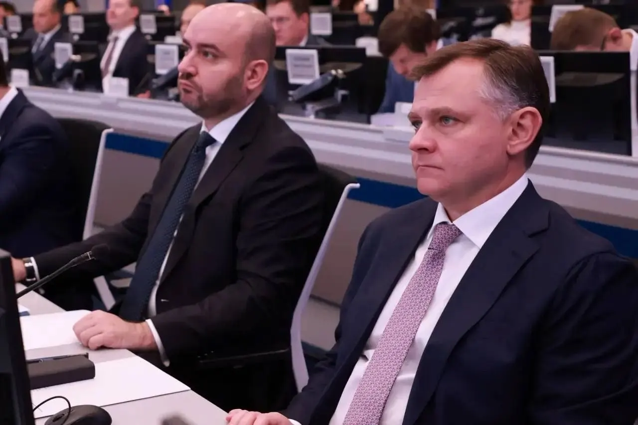 Глава региона сообщил о повышенном спросе на топливо: область — транзитный узел, введены меры контроля, аграриям обеспечены запасы, обсуждаются ограничения на экспорт.