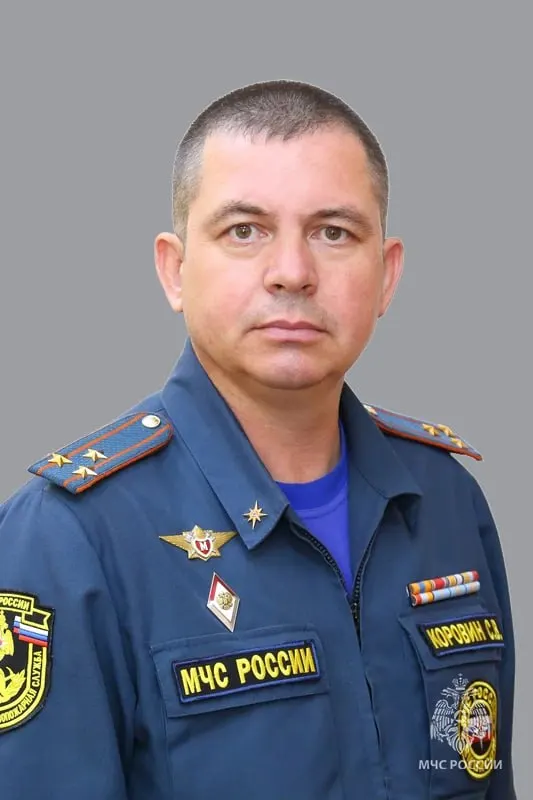 Президент подписал указ о назначении полковника внутренней службы Сергея Коровина руководителем краевого управления МЧС; у него более 25 лет службы и множество ведомственных наград.