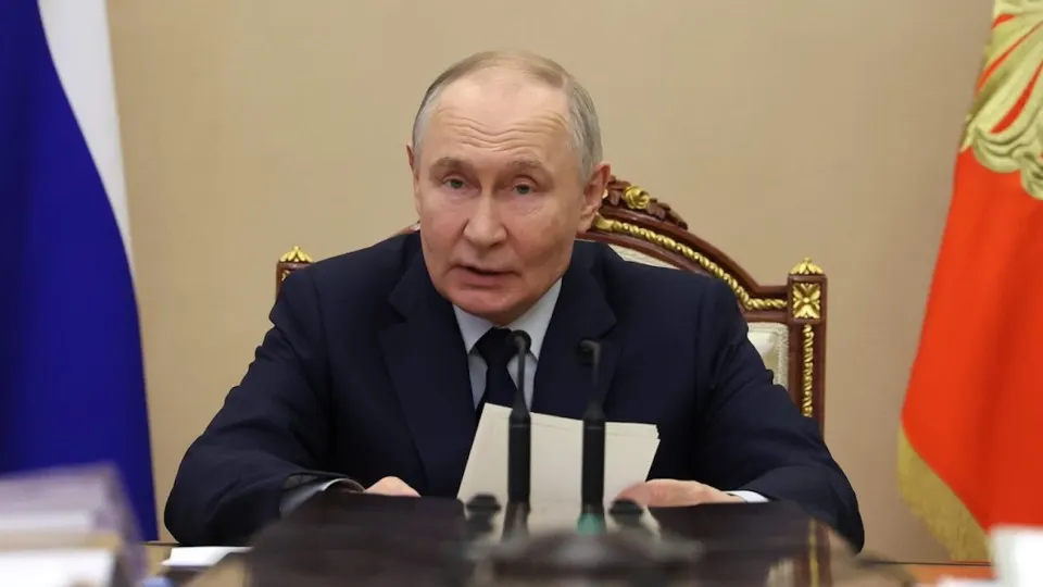Президент заявил, что ситуация с инвестициями контролируема, однако собранные данные показывают резкое сокращение вложений компаний на фоне высоких ставок и снижения прибыли.