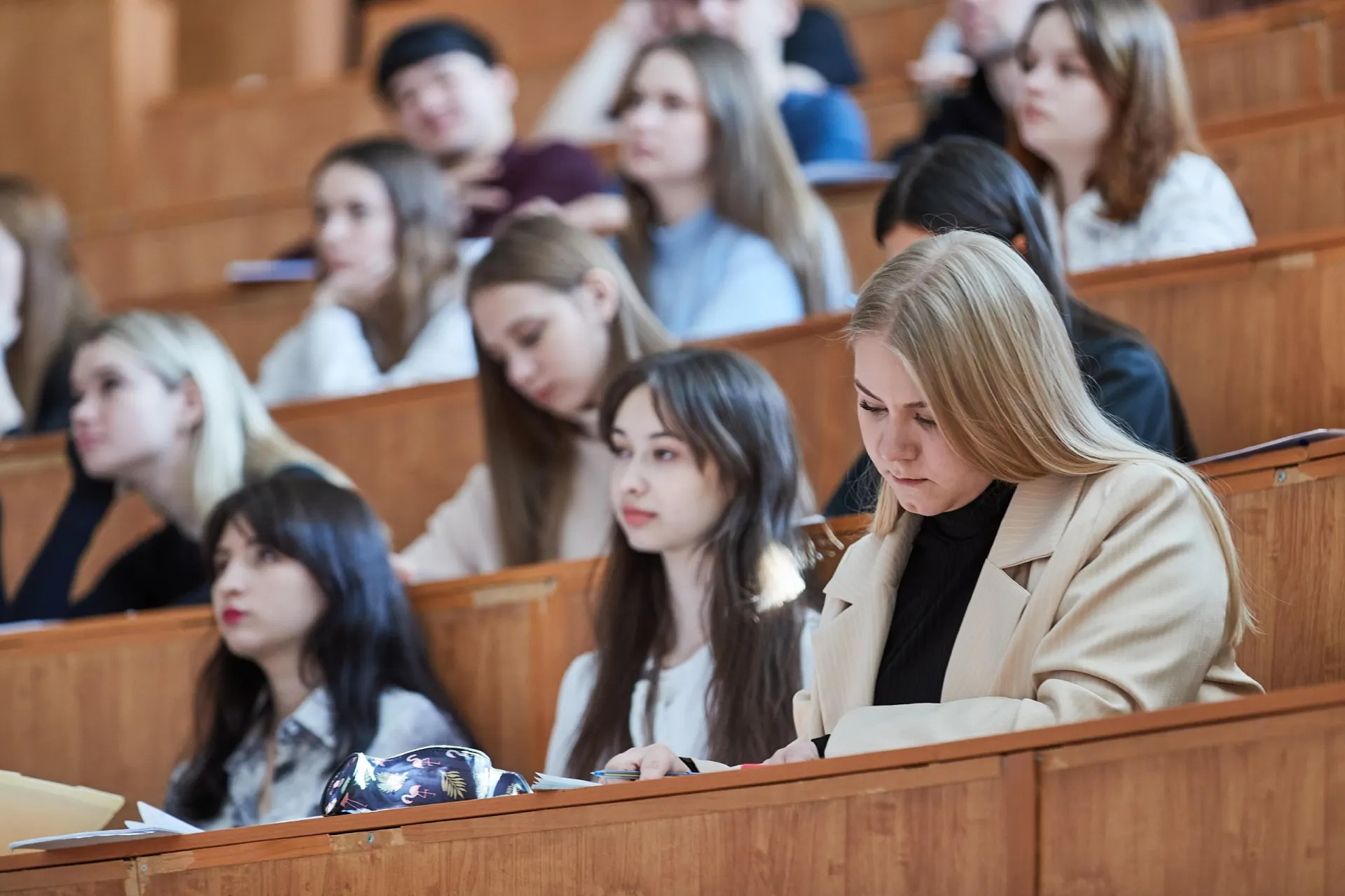 В новых правилах вместо штрафов введён механизм компенсации; вузам предоставлено право отчислять студентов в любой момент.