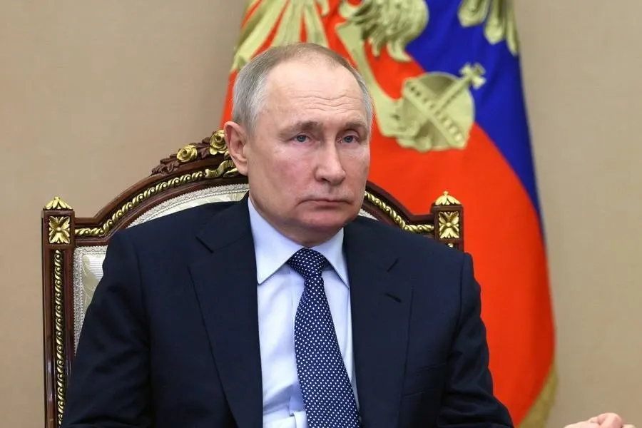 В ответ на предложение президента Казахстана о «заморозке» конфликта глава российского государства сообщил, что боевые действия могут быть прекращены лишь после выполнения Россией своих целей; об этом заявил пресс‑секретарь Кремля.