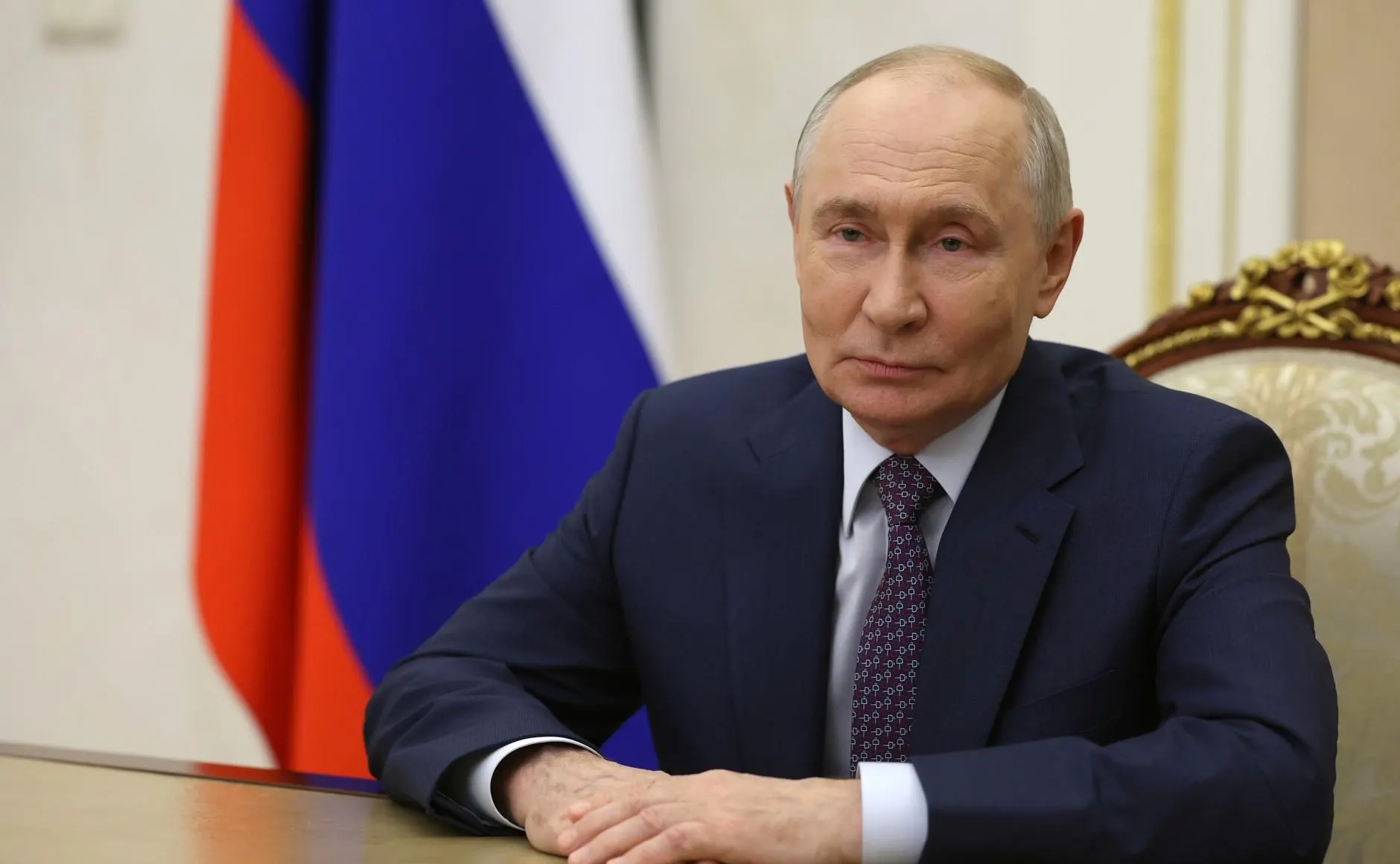 Президент поздравил педагогов с профессиональным праздником и выразил признательность за их вклад в развитие страны.